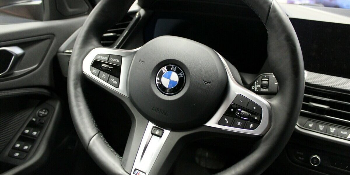 BMW 118 118d Aut. Advantage 7.250 km 26.980 &euro; Euskirchen 53881