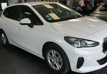 BMW 218 Active Tourer Aut. 32.270 km 25.980 &euro; Euskirchen 53881
