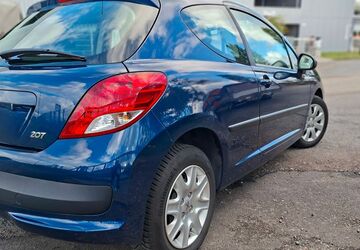 Peugeot 207 117.500 km 3.100 &euro; Köln 51103