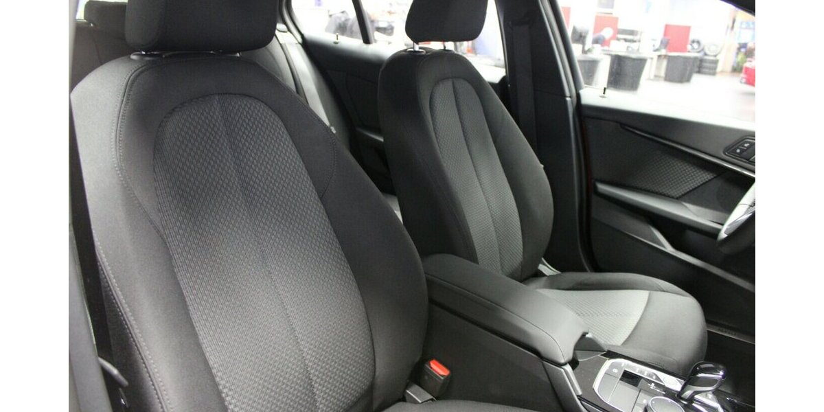 BMW 118 118d Aut. Advantage 7.250 km 26.980 &euro; Euskirchen 53881
