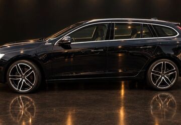 Volvo V60 46.423 km 17.600 &euro; Düren 52349