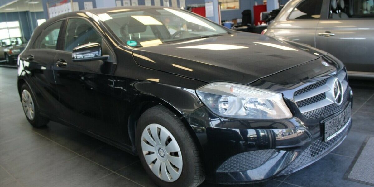 Mercedes-Benz A 180 (BlueEFFICIENCY) 46.400 km 11.980 &euro; Euskirchen 53881