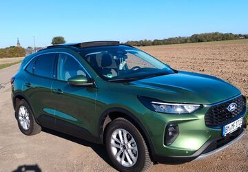Ford Kuga 15.000 km 31.900 &euro; Kerpen 50171