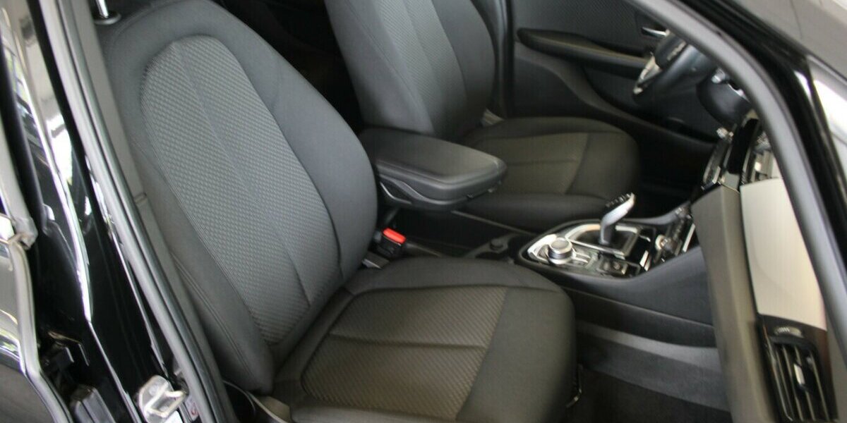BMW 218 218d Gran Tourer Aut. Advantage 95.090 km 17.980 &euro; Euskirchen 53881