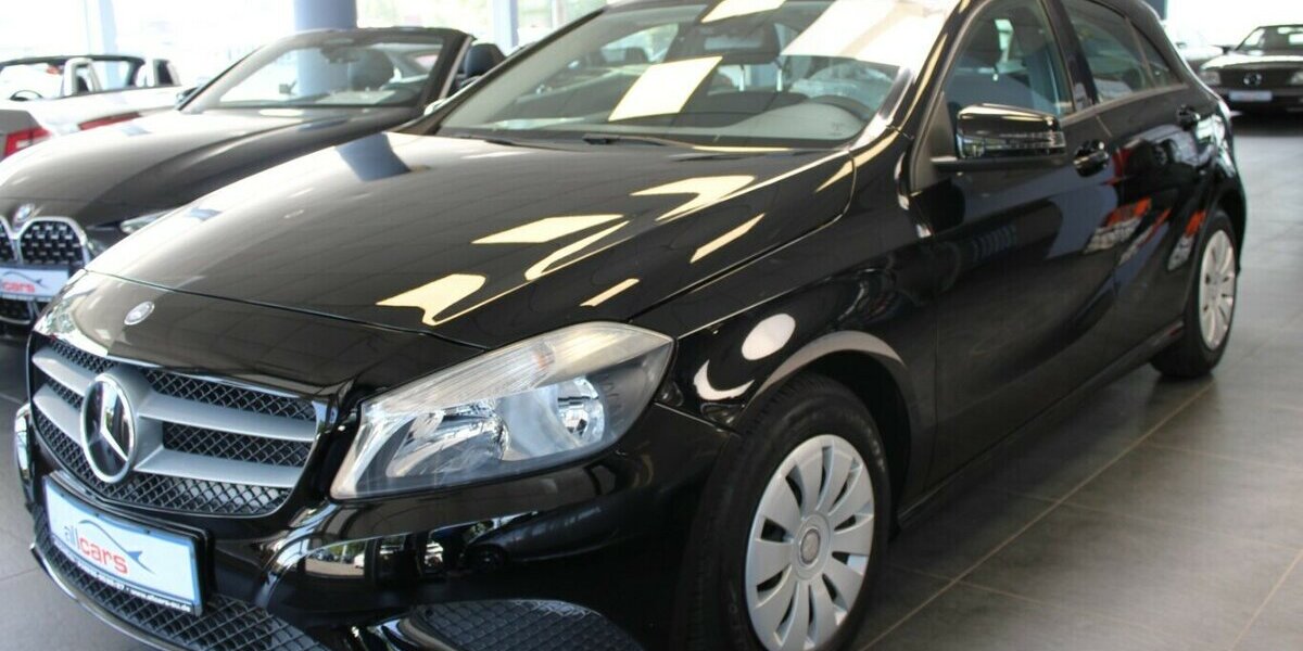 Mercedes-Benz A 180 (BlueEFFICIENCY) 46.400 km 11.980 &euro; Euskirchen 53881