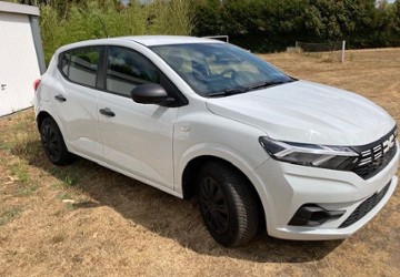 Dacia Sandero 16.700 km 9.450 &euro; Köln 50769