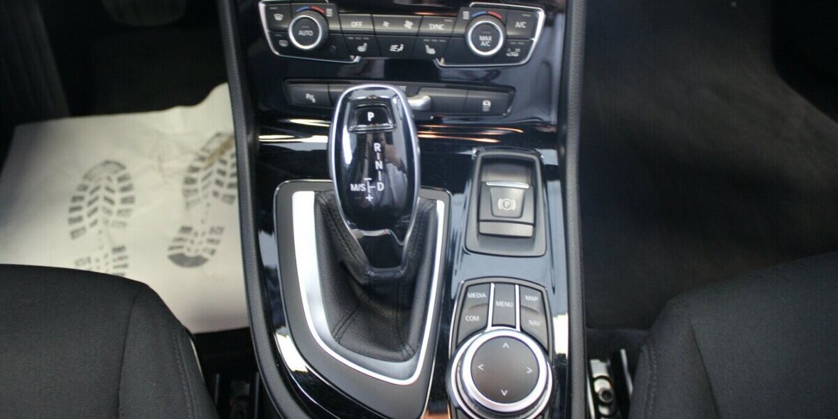 BMW 218 218d Gran Tourer Aut. Advantage 95.090 km 17.980 &euro; Euskirchen 53881