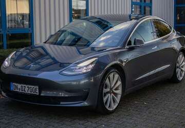 Tesla Model 3 149.800 km 23.600 &euro; Düren, Stadt 52351