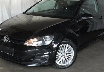 VW Golf VII 1.6TDi CUP NAVI PARKASISSTENT SHZ 147.745 km 10.898 &euro; Köln 50858