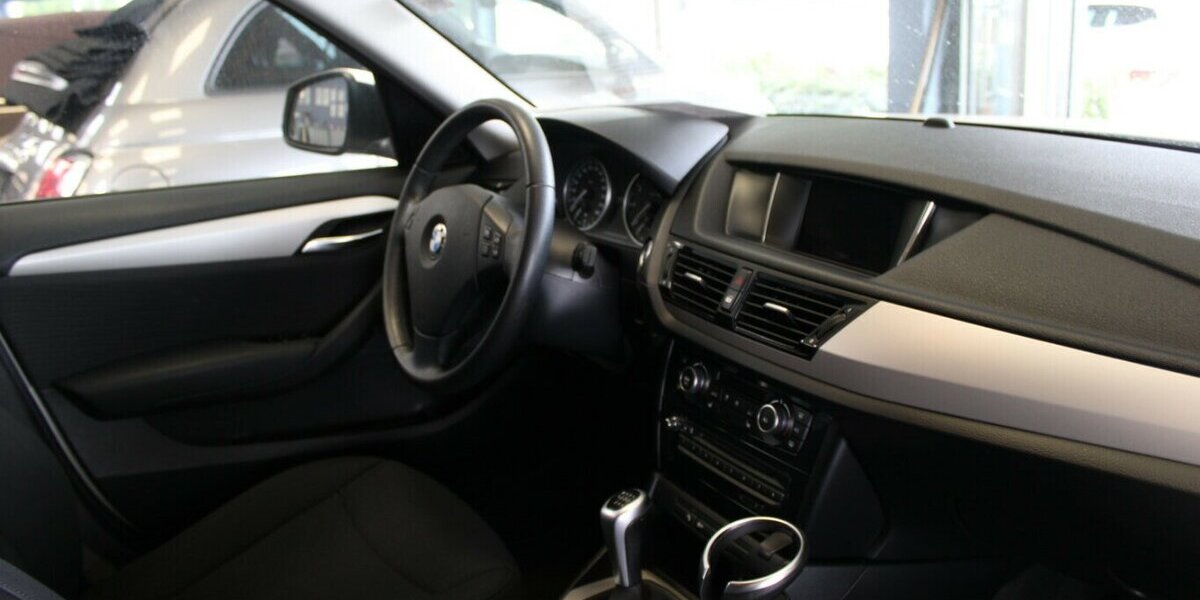 BMW X1 sDrive18i 106.525 km 12.980 &euro; Euskirchen 53881