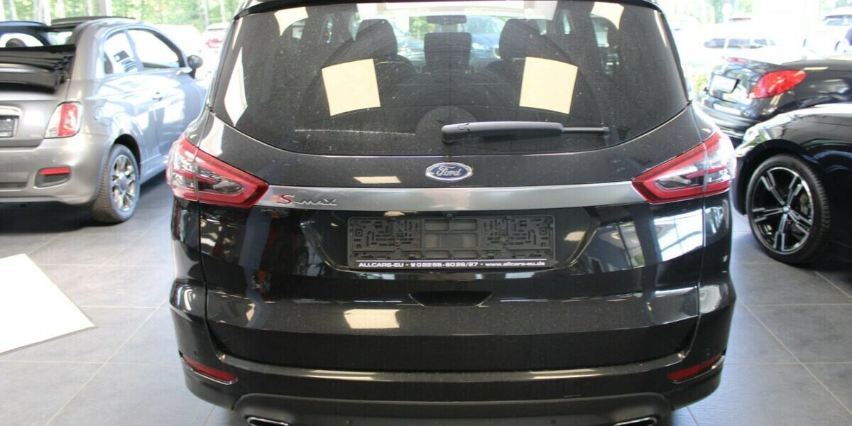Ford S-Max 2.0 EcoBlue Aut. TITANUM 99.970 km 19.980 &euro; Euskirchen 53881