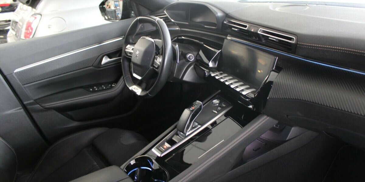 Peugeot 508 SW Hybrid 225 e-EAT8 GT 114.130 km 15.980 &euro; Euskirchen 53881