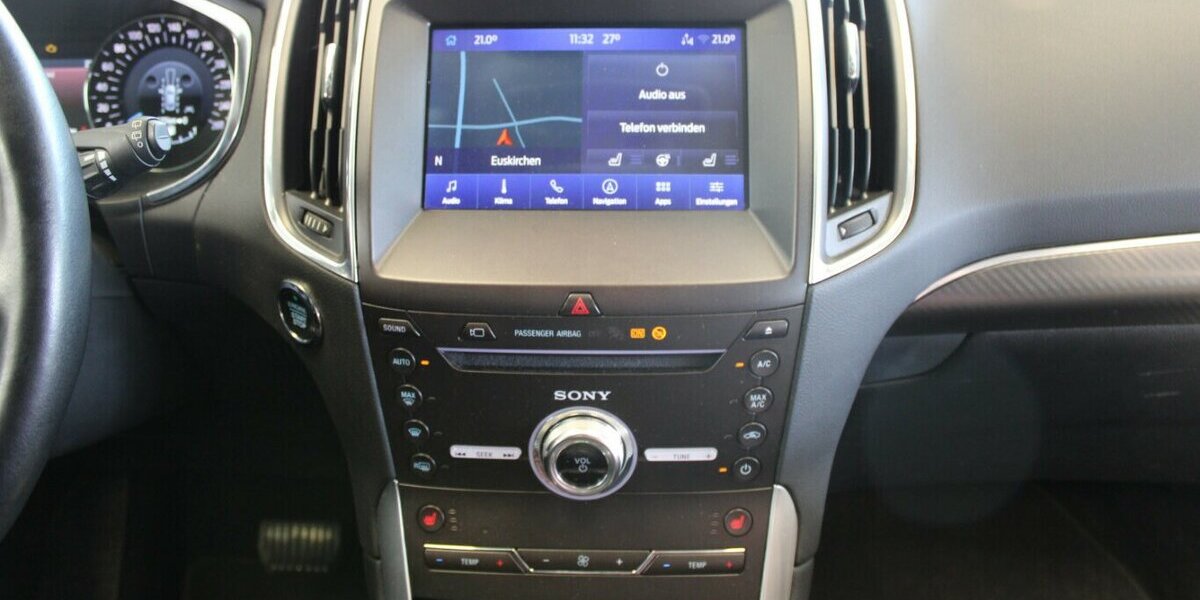 Ford S-Max 2.0 EcoBlue Aut. TITANUM 99.970 km 19.980 &euro; Euskirchen 53881