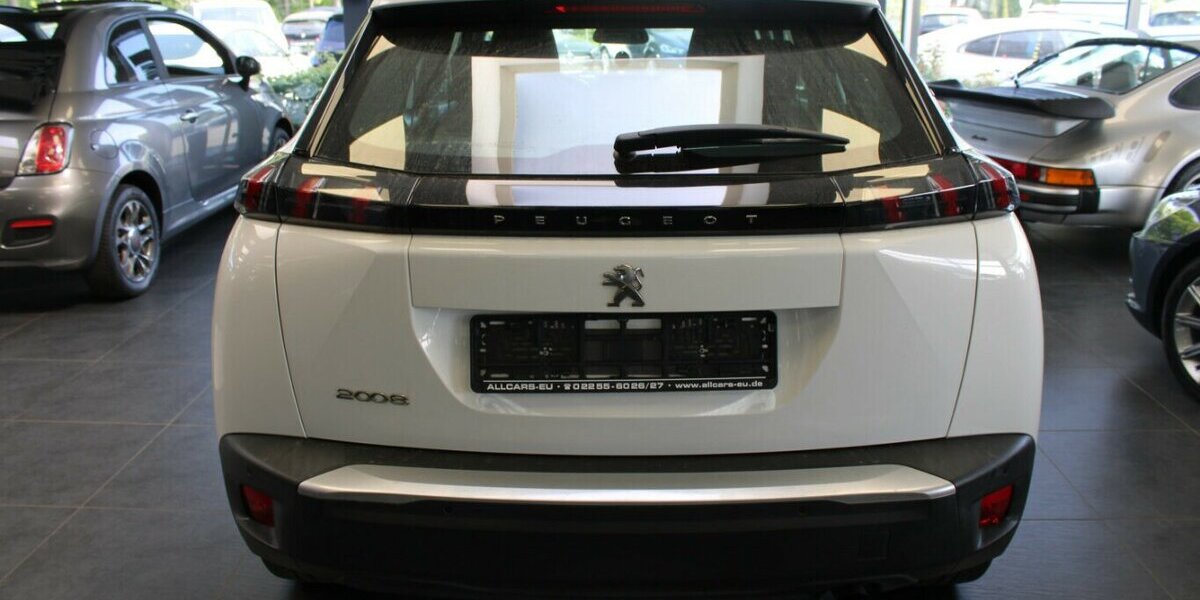 Peugeot 2008 1.2 Active 65.063 km 13.980 &euro; Euskirchen 53881