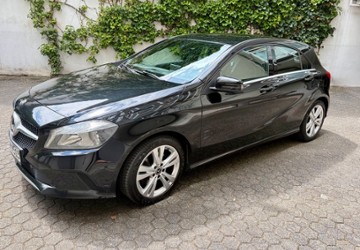 Mercedes-Benz A 180 93.000 km 14.900 &euro; Köln 50968