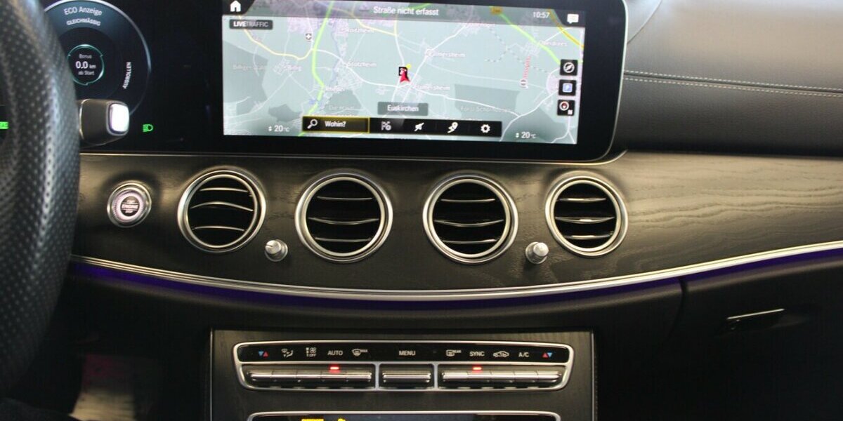 Mercedes-Benz E 300 d 4Matic T 9G-TRONIC AMG Line 78.920 km 37.980 &euro; Euskirchen 53881