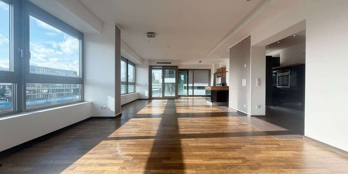Etagenwohnung Köln Innenstadt - 2 Zimmer, 130 m&sup2;, 2.500&euro; | Angebot:27111645
