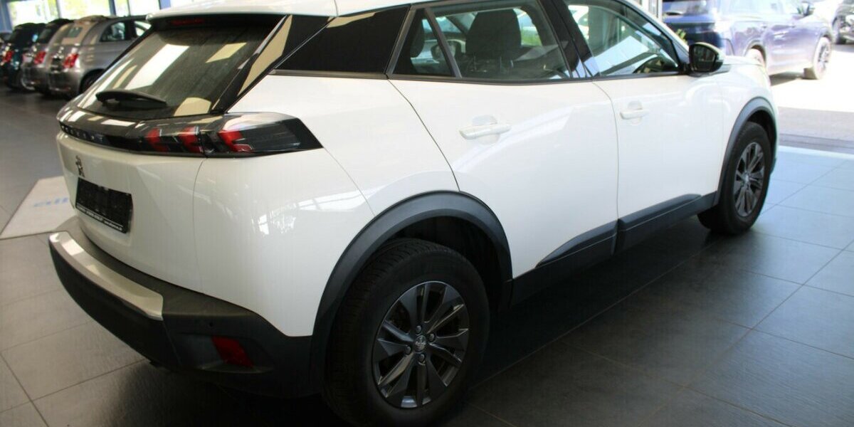 Peugeot 2008 1.2 Active 65.063 km 13.980 &euro; Euskirchen 53881