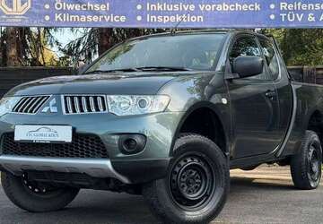 Mitsubishi L200 189.000 km 11.900 &euro; Köln 51107