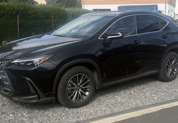 Lexus NX 450h 9.000 km 46.700 &euro; Leverkusen 51373