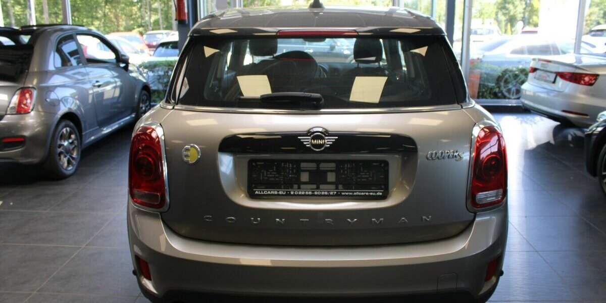 Mini Cooper SE Countryman ALL4 - Panorama - Head-Up - 84.220 km 19.980 &euro; Euskirchen 53881