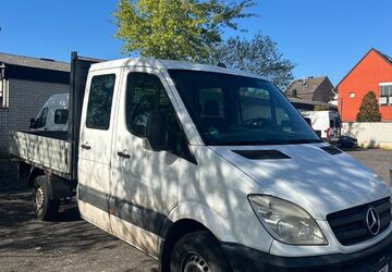 Mercedes-Benz Sprinter 379.000 km 4.800 &euro; Köln 51107