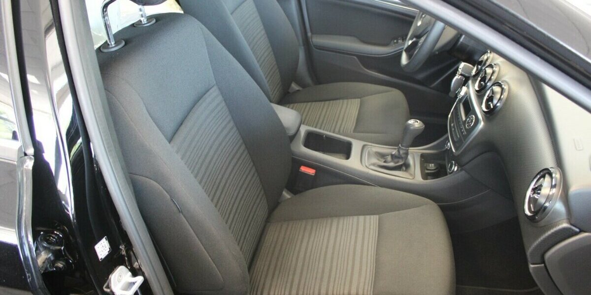 Mercedes-Benz A 180 (BlueEFFICIENCY) 46.400 km 11.980 &euro; Euskirchen 53881