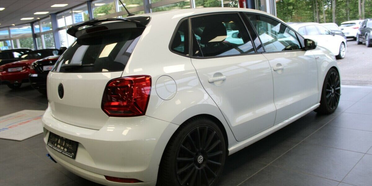 VW Polo 1.2 TSI BMT Highline 127.294 km 7.980 &euro; Euskirchen 53881