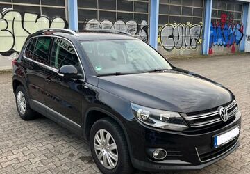 VW Tiguan 94.000 km 8.900 &euro; Köln 50826