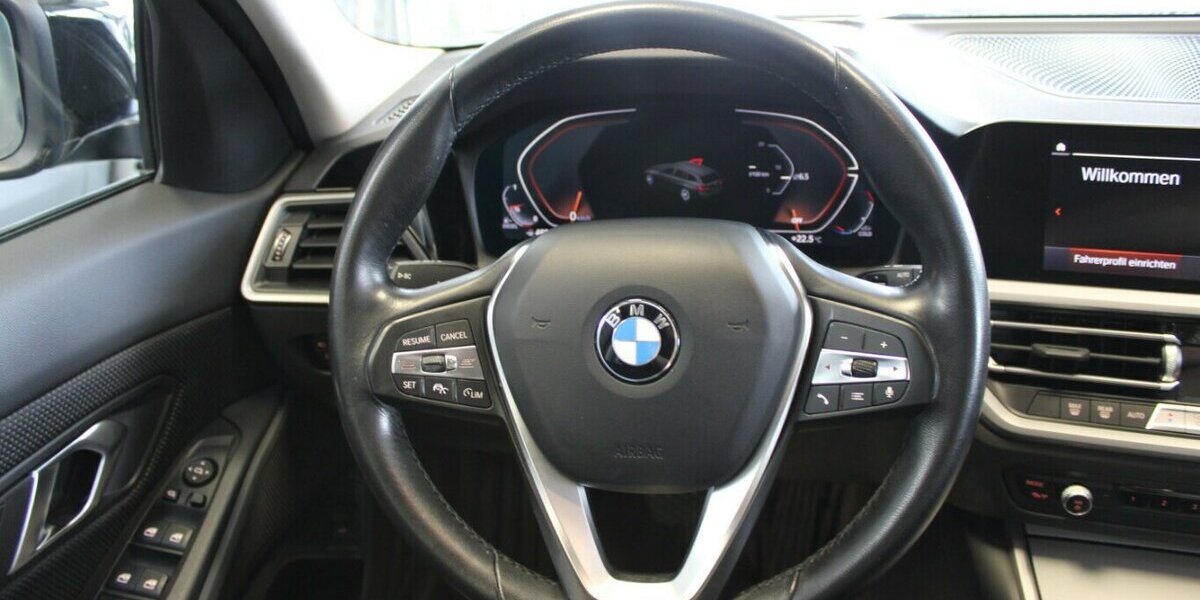BMW 318 318d Touring Advantage 98.013 km 20.980 &euro; Euskirchen 53881