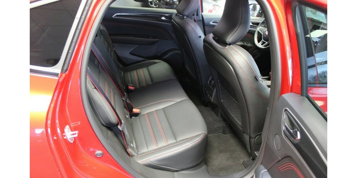 Renault Arkana TCe RS Line 160 EDC 18.470 km 22.980 &euro; Euskirchen 53881