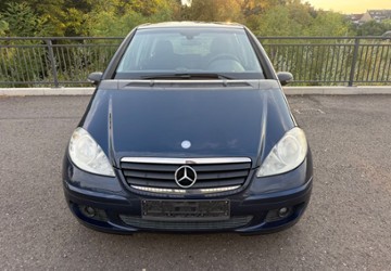 Mercedes-Benz A 150 140.000 km 3.700 &euro; Köln/Poll 51105