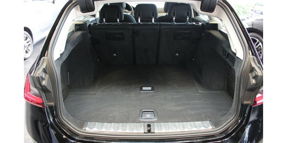 BMW 318 318d Touring Advantage 98.013 km 20.980 &euro; Euskirchen 53881
