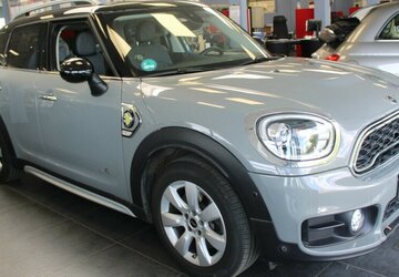 Mini Cooper SE Countryman All4 Aut. 64.062 km 18.980 &euro; Euskirchen 53881