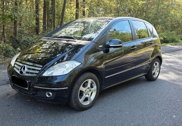 Mercedes-Benz A 180 200.000 km 2.600 &euro; Köln 51149