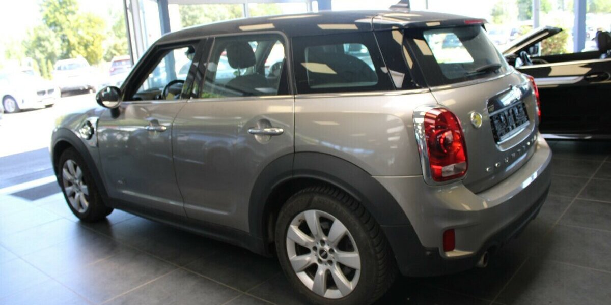 Mini Cooper SE Countryman ALL4 - Panorama - Head-Up - 84.220 km 19.980 &euro; Euskirchen 53881