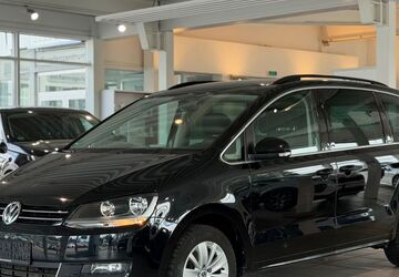 VW Sharan 133.000 km 16.999 &euro; Inden 52459