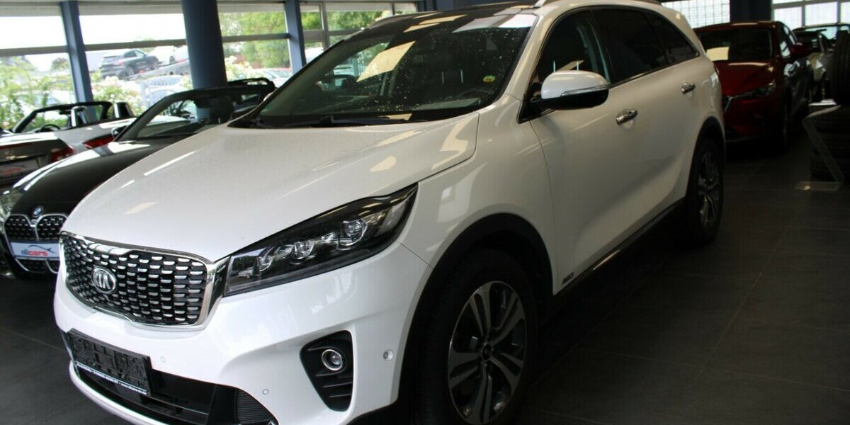 Kia Sorento 2.2 CRDi AWD Aut. Platinum Edition 98.150 km 21.980 &euro; Euskirchen 53881