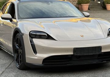 Porsche Taycan 37.800 km 77.790 &euro; Frechen (bei Köln) 50226