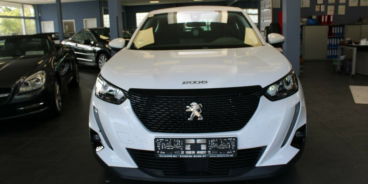 Peugeot 2008 1.2 Active 65.063 km 13.980 &euro; Euskirchen 53881