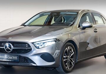 Mercedes-Benz A 180 13.590 km 26.900 &euro; Düren 52349