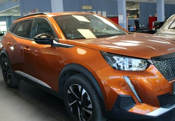 Peugeot 2008 PureTech 100 Allure 44.792 km 14.980 &euro; Euskirchen 53881